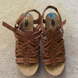 Dr. Scholl's brown wedges 6.5